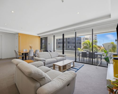 broad-beach-2-bedroom-apartment (9)