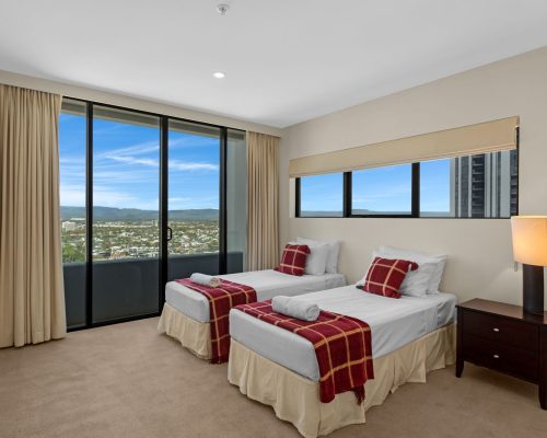 broad-beach-3-bedroom-sub-penthouse-apartment(2)